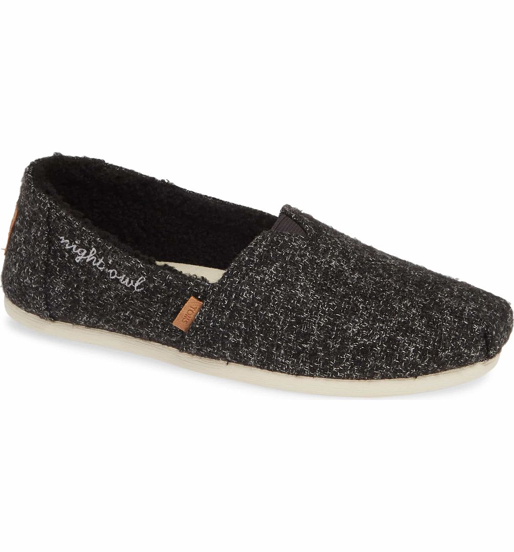 TOMS Classic Alpargata Slip-On in Black/ Nightowl